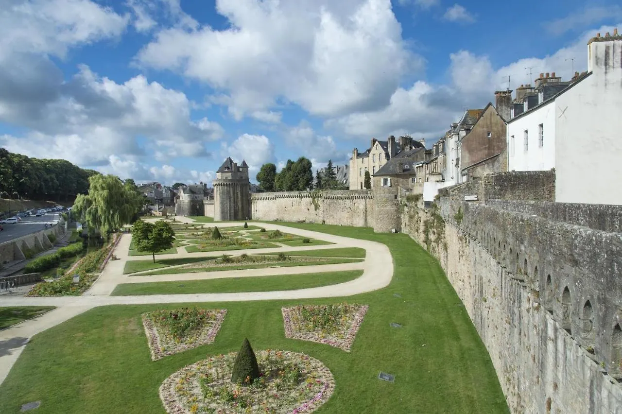 Studio Tout Confort Avec Vue Cathedrale A St Patern Vannes-Centre Apartment France