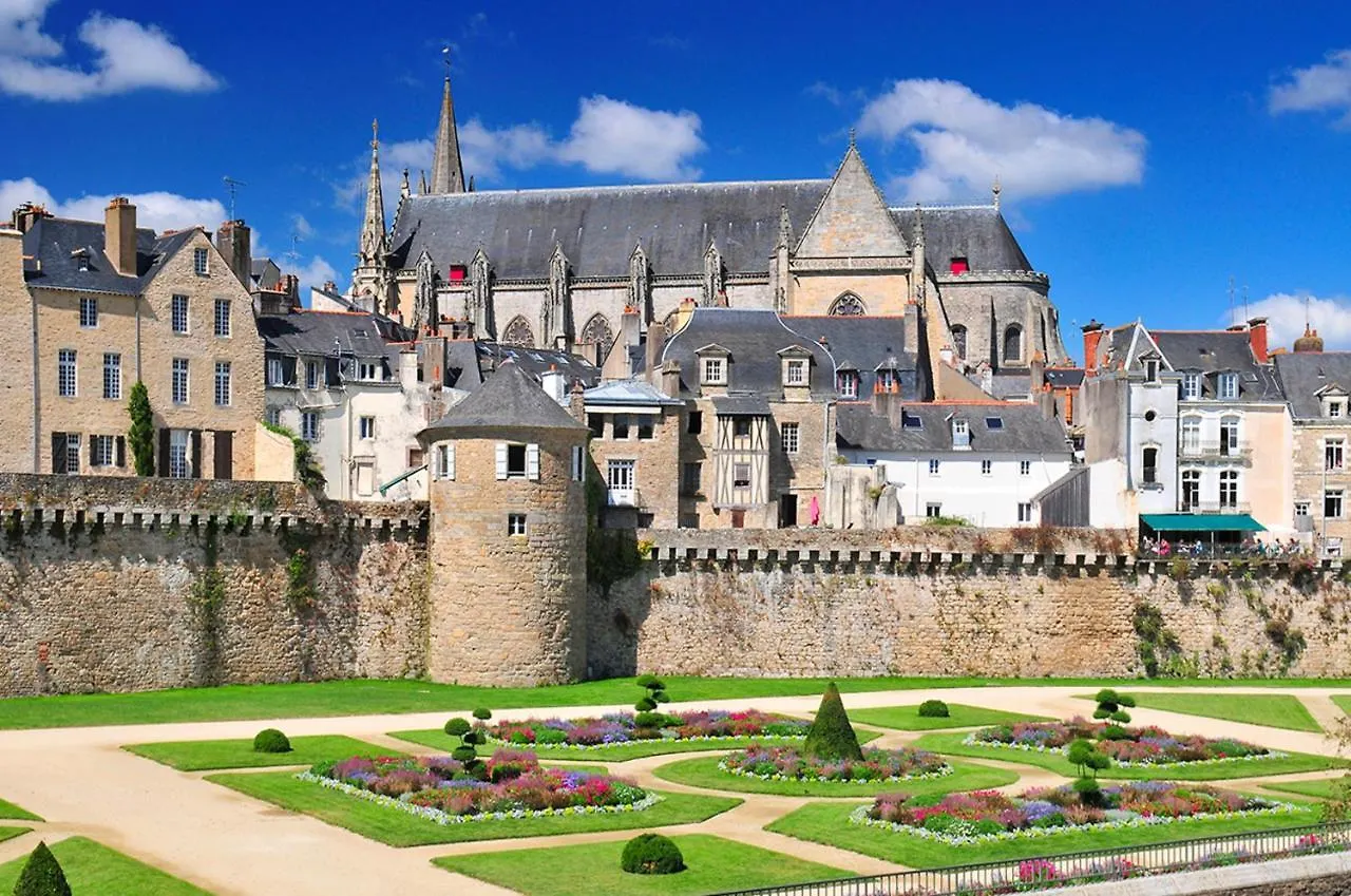 Studio Tout Confort Avec Vue Cathedrale A St Patern Vannes-Centre Apartment